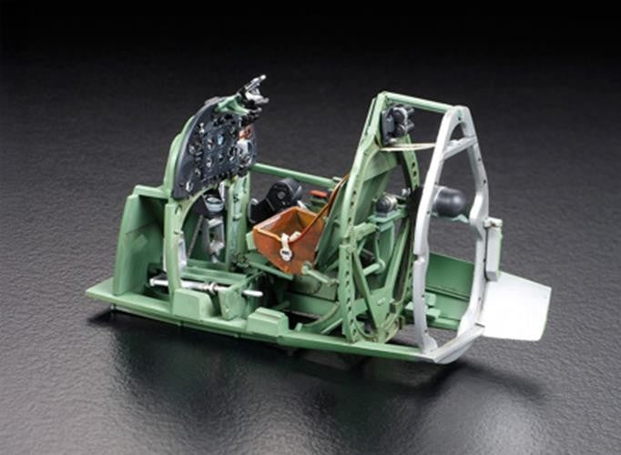 Tamiya 60319 1/32 Supermarine Spitfire Mk.IXc model aircraft kit
