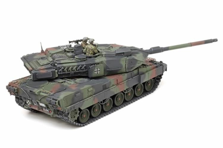 Tamiya 1/35 Leopard 2 A7Vb 35387 1:35 Scale model military Tank