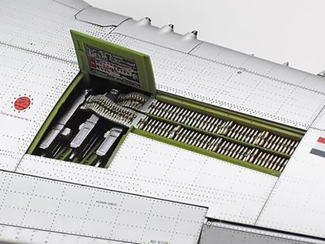 Tamiya 60328 NORTH AMERICAN F-51D MUSTANG 1?32 1:32 SCALE MODEL AIRCRAFT KIT