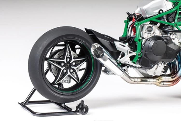 Tamiya 1/12 Kawasaki Ninja H2R 14131 Scale Model Motorbike