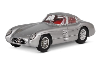 Maisto 1:18 1/18 Mercedes-Bens 300 SLR Uhlenhaut Coupe Diecast Model Car M36898