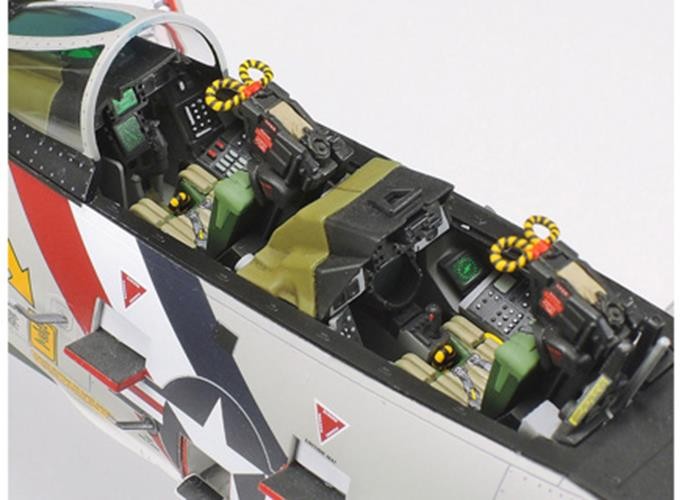 Tamiya GRUMMAN F-14A TOMCAT 61114 1:48 Scale Model Aircraft Kit