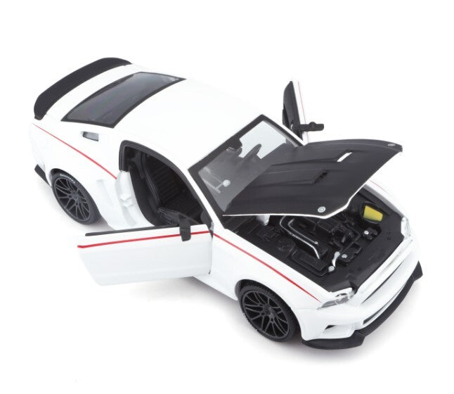 Maisto 1:24 1/24 2014 Ford Mustang GT Street Racer Diecast Model Car M31506