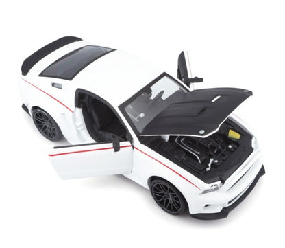 Maisto 1:24 1/24 2014 Ford Mustang GT Street Racer Diecast Model Car M31506