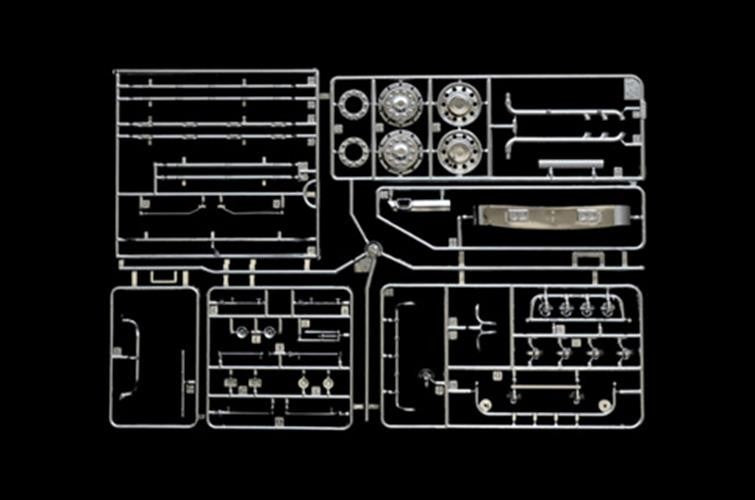 ITALERI 1:24 SCANIA R370 STREAMLINE 4X2 SCALE MODEL KIT 3906