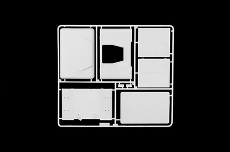 ITALERI 1:24 1/24 CLASSIC PETERBILT 378 "Long Hauler" SCALE MODEL KIT 3857