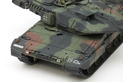 Tamiya 1/35 Leopard 2 A7Vb 35387 1:35 Scale model military Tank