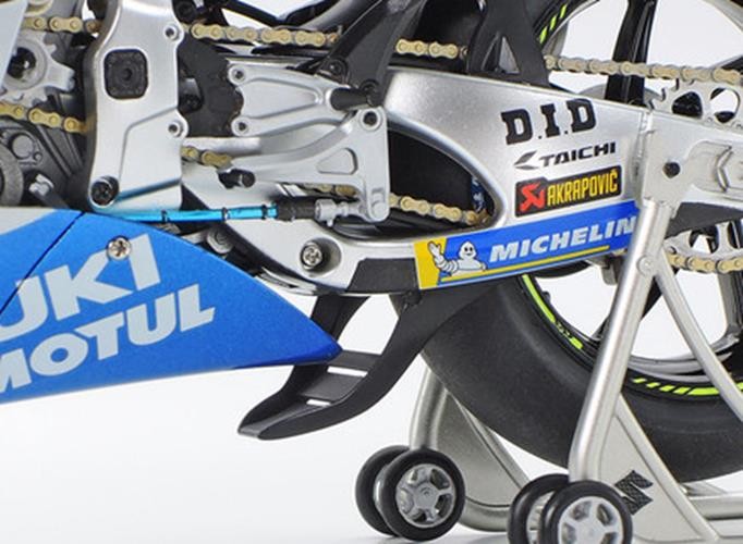 Tamiya Team Suzuki Ecstar GSX-RR 2020 1/12 Model Kit 14139