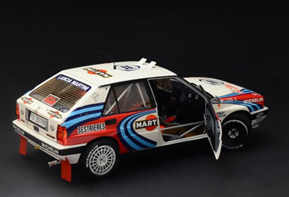 ITALERI 1:12 1/12 Lancia Delta HF Integrale MODEL CAR KIT 4709