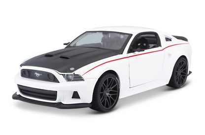 Maisto 1:24 1/24 2014 Ford Mustang GT Street Racer Diecast Model Car M31506