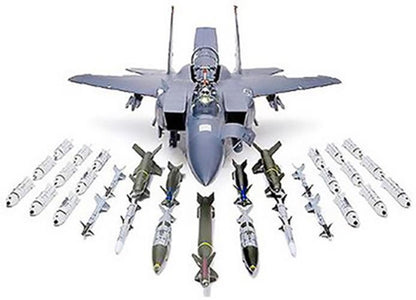 Tamiya Boeing F-15E STRIKE EAGLE 60312 model aircraft kit 1:32 scale