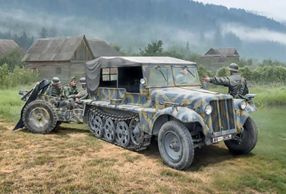 ITALERI 1/35 1:35 SD KFZ 10 Demag with LE IG18 & Crew 6595