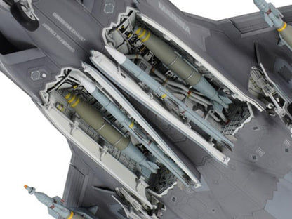 Tamiya 1/48 1:48 F-35B Lightning II SCALE MODEL KIT 61125