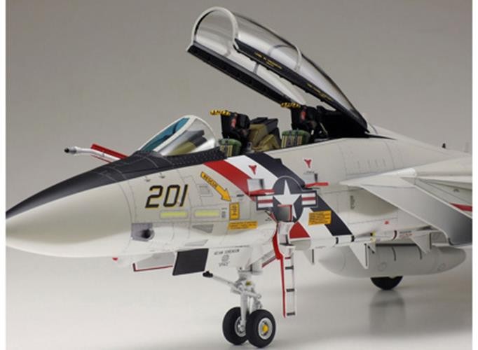 Tamiya GRUMMAN F-14A TOMCAT 61114 1:48 Scale Model Aircraft Kit