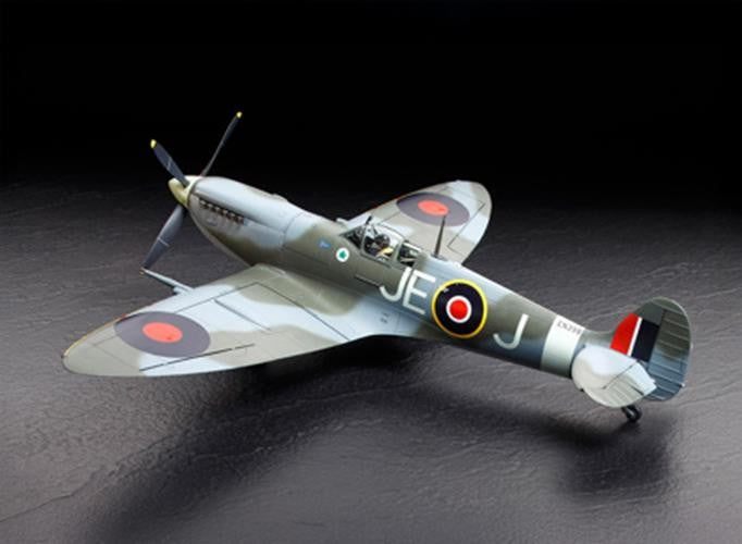 Tamiya 60319 1/32 Supermarine Spitfire Mk.IXc model aircraft kit