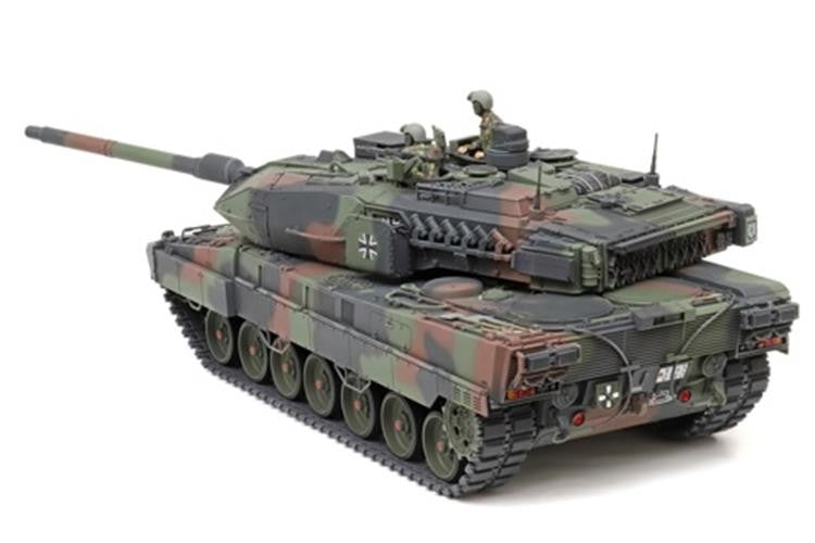 Tamiya 1/35 Leopard 2 A7Vb 35387 1:35 Scale model military Tank
