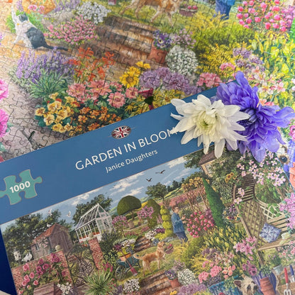 Gibsons Garden In Bloom 1000 Piece Jigsaw Puzzle G6368
