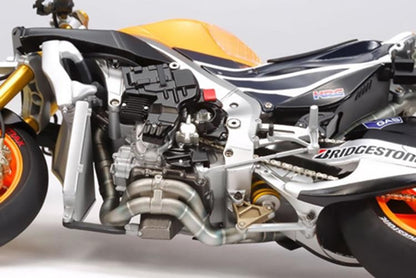 Tamiya REPSOL HONDA RC213V'14 14130 1/12 Scale Model Motorbike Kit