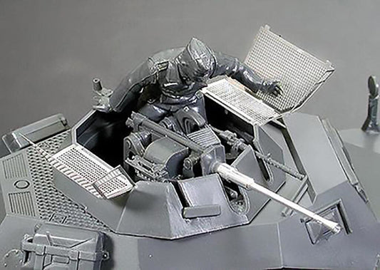 Tamiya Model Kit Sd.KFz.222 Leichter Panzerspahwagen Vehicle Model Kit 35270
