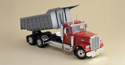 ITALERI 1:24 1/24 FREIGHTLINER FLD 120 SPECIAL SCALE MODEL KIT 3925