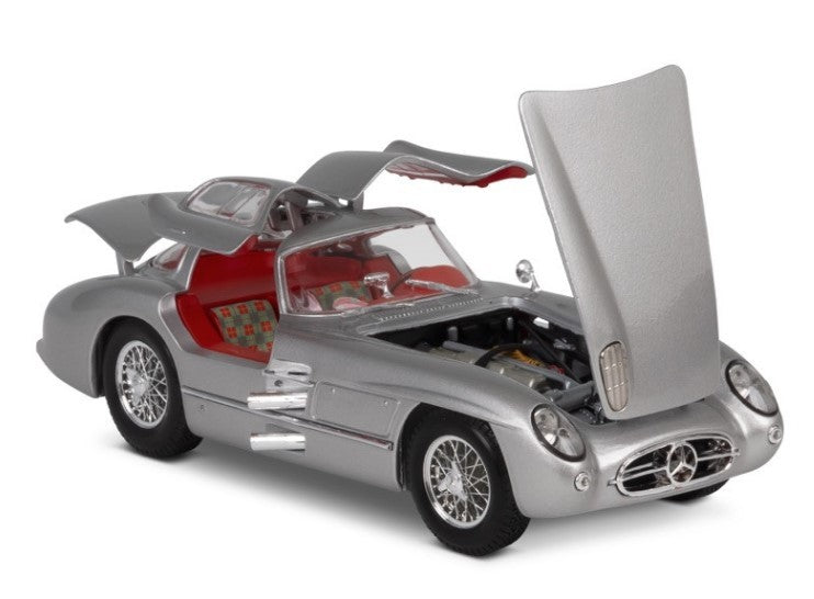 Maisto 1:18 1/18 Mercedes-Bens 300 SLR Uhlenhaut Coupe Diecast Model Car M36898
