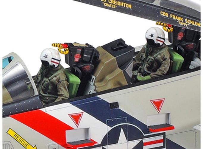 Tamiya GRUMMAN F-14A TOMCAT 61114 1:48 Scale Model Aircraft Kit