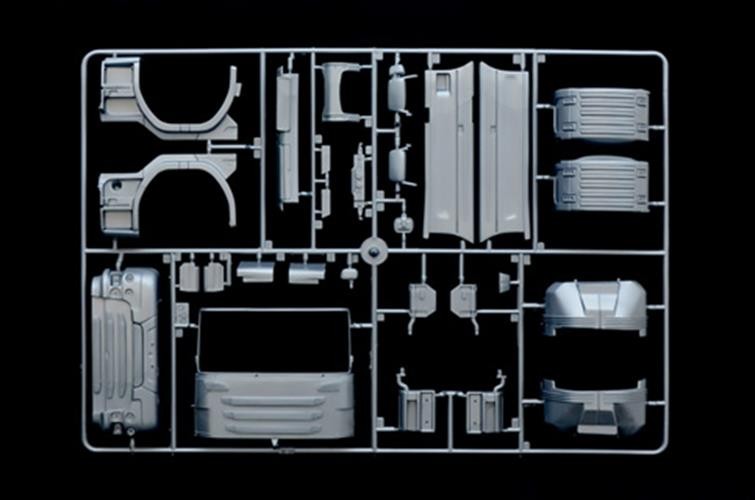 ITALERI 1:24 SCANIA R370 STREAMLINE 4X2 SCALE MODEL KIT 3906
