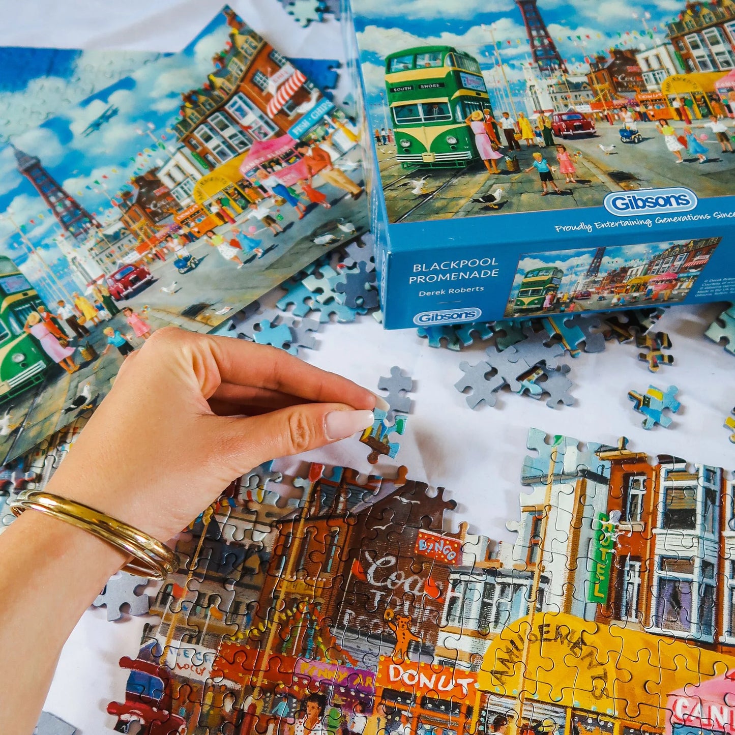 Gibsons Blackpool Promenade 1000 Piece Jigsaw Puzzle G6351