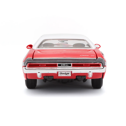 Maisto 1:24 1/24 2014 DODGE CHALLENGER R:T COUPE 1970 DIE CAST MODEL M31263