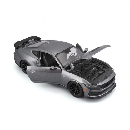 Maisto 1:24 1/24 FORD MUSTANG DARKHORSE 2024 GREY SCALE DIE CAST METAL M32925