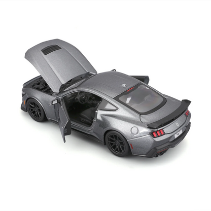 Maisto 1:24 1/24 FORD MUSTANG DARKHORSE 2024 GREY SCALE DIE CAST METAL M32925