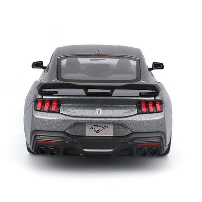 Maisto 1:24 1/24 FORD MUSTANG DARKHORSE 2024 GREY SCALE DIE CAST METAL M32925